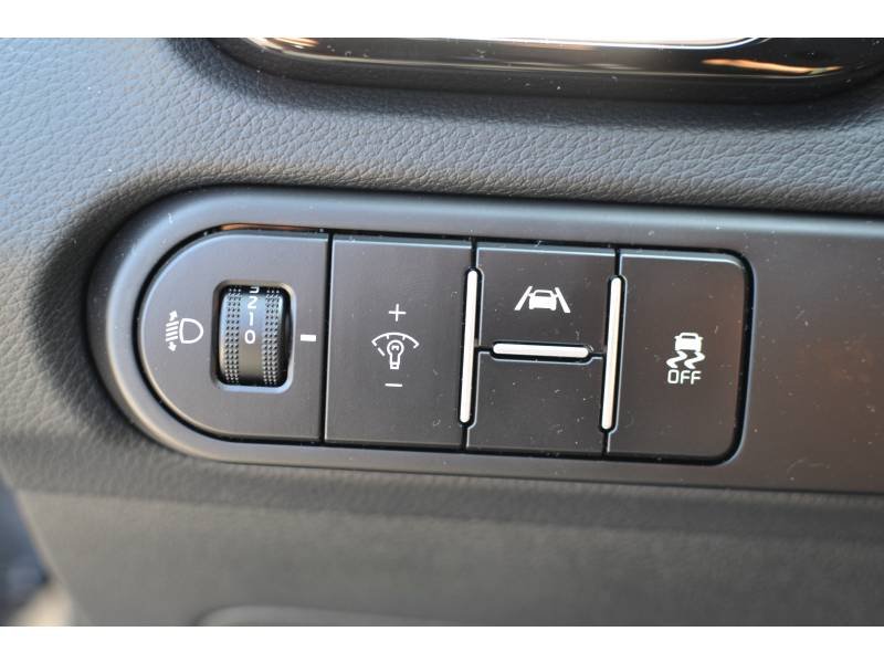 Kia CEED - Photo 20