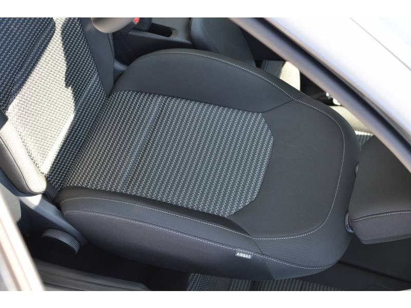 Kia CEED - Photo 22