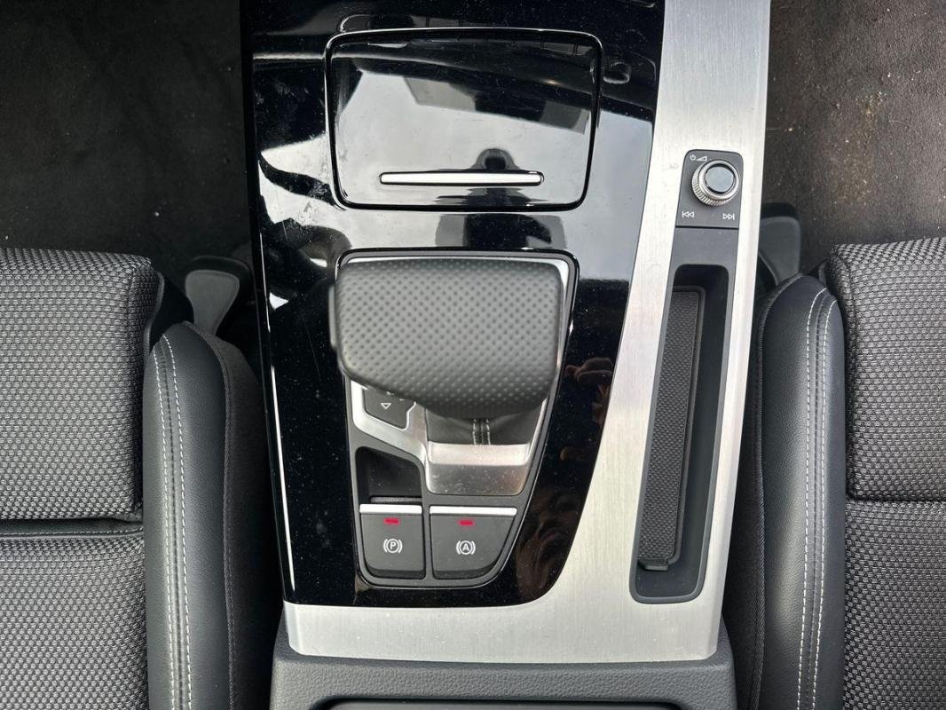 Audi Q5 Sportback - Photo 12