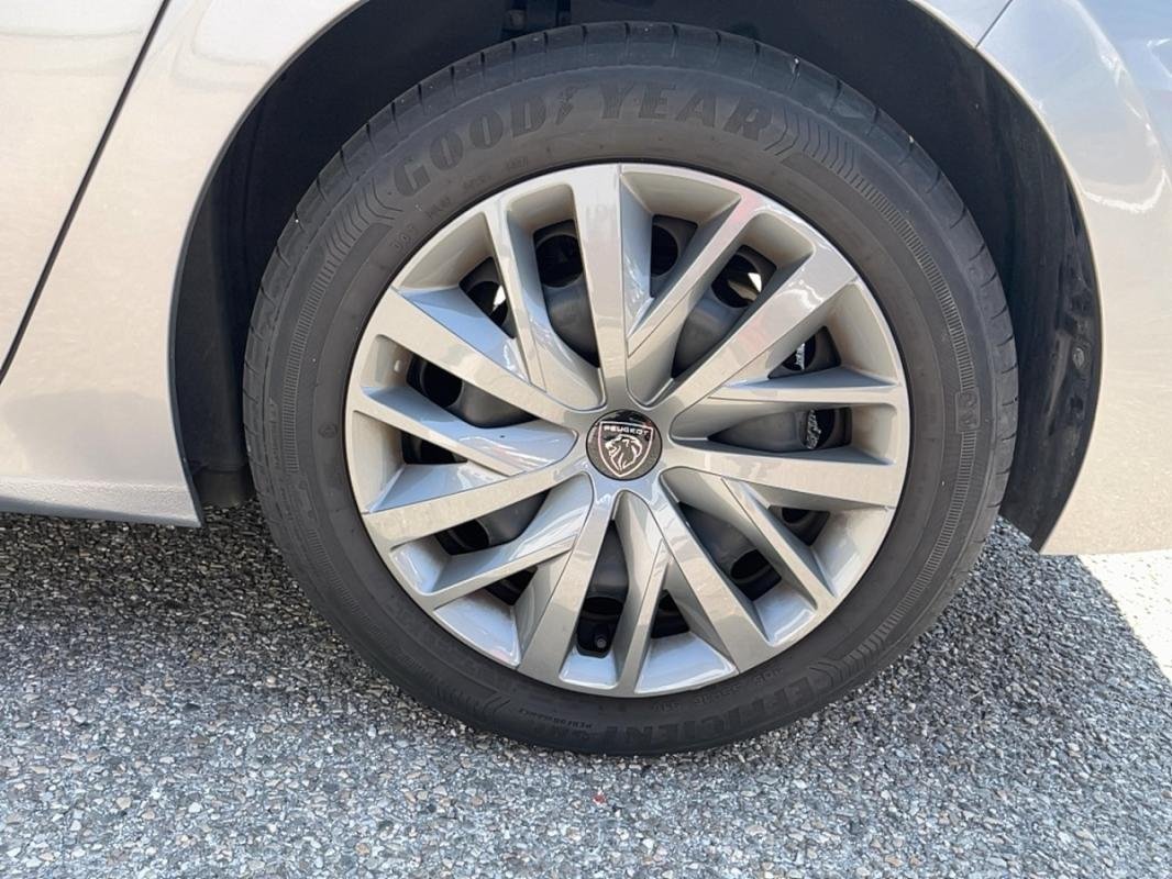Peugeot 308 - Photo 9