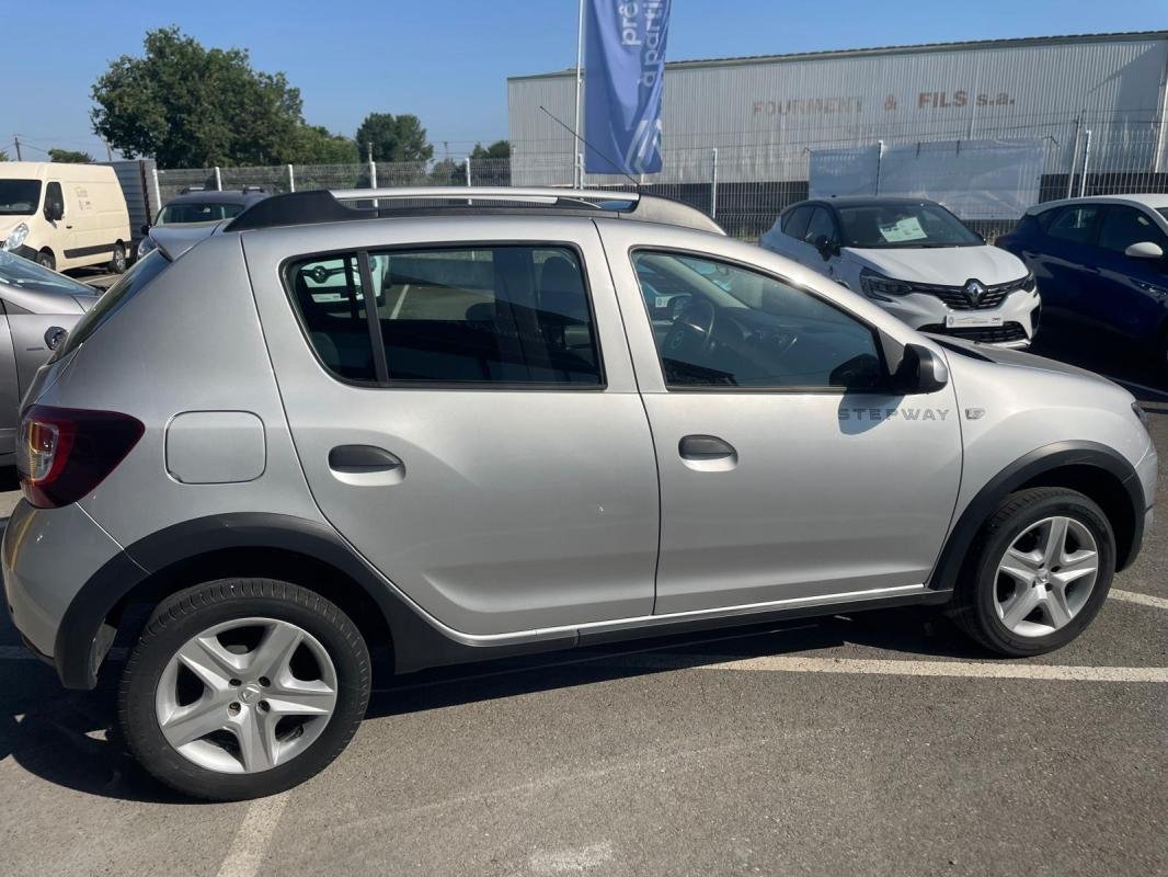 Dacia Sandero - Photo 3