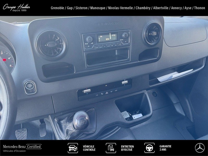 Mercedes Sprinter - Photo 11