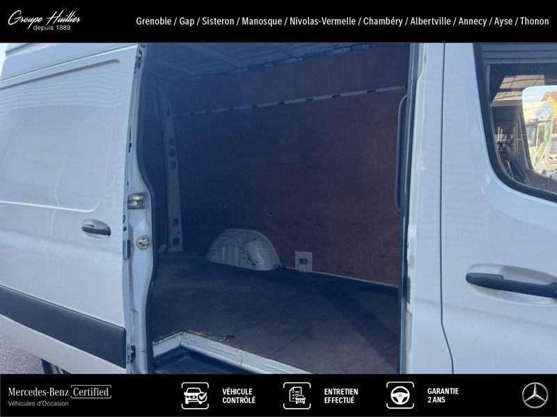 Mercedes Sprinter - Photo 12
