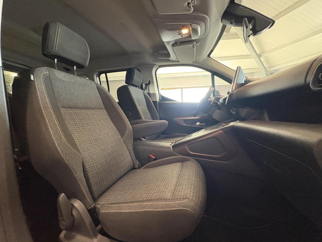 Peugeot Rifter - Photo 12
