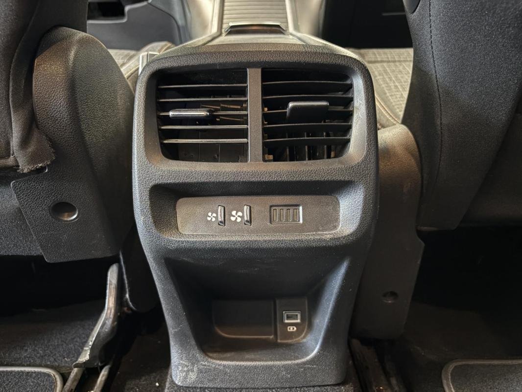 Peugeot Rifter - Photo 27