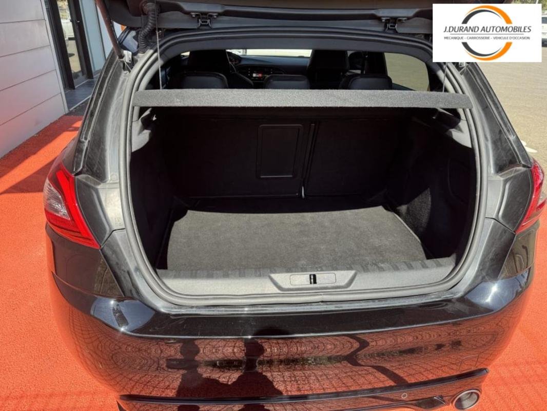 Peugeot 308 - Photo 12