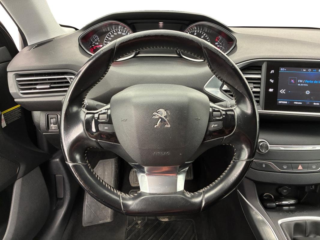 Peugeot 308 - Photo 11