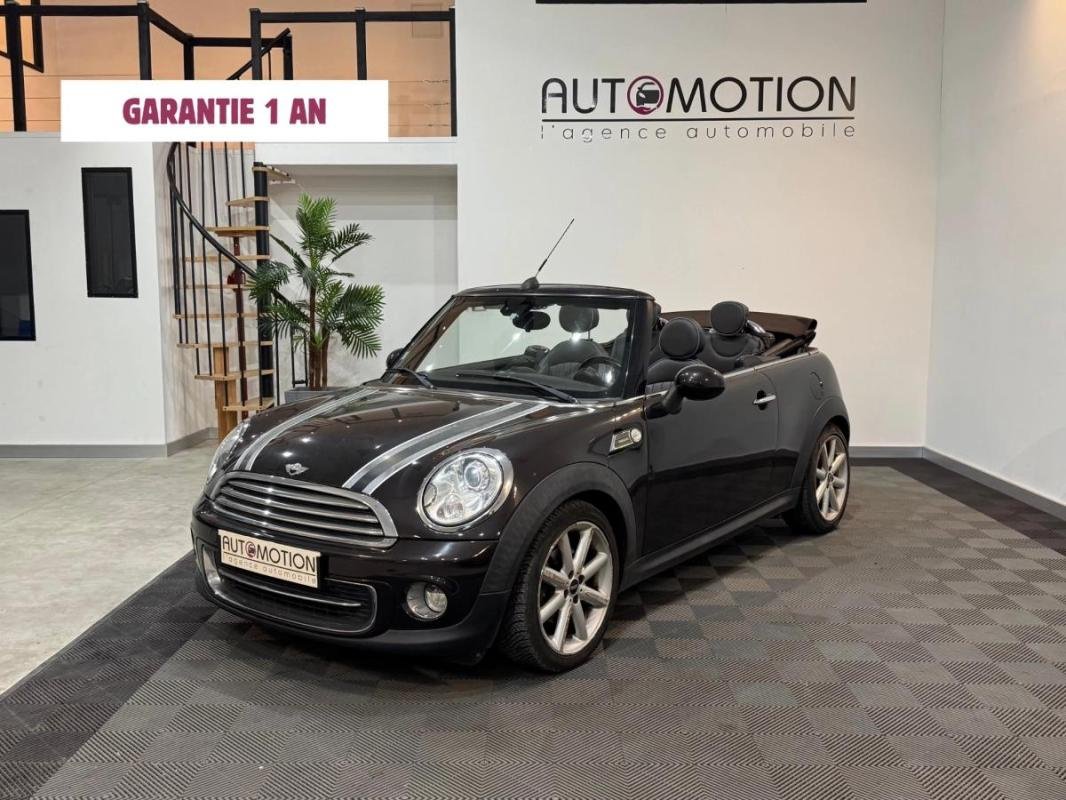 Mini Cabrio - Photo 1