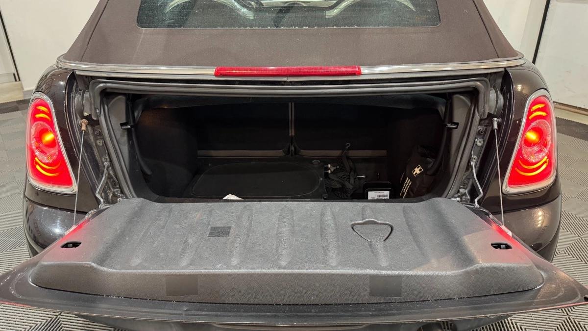 Mini Cabrio - Photo 9