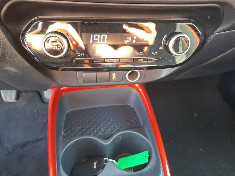 Toyota aygo x - Photo 17