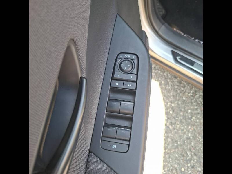 Toyota C-HR - Photo 16