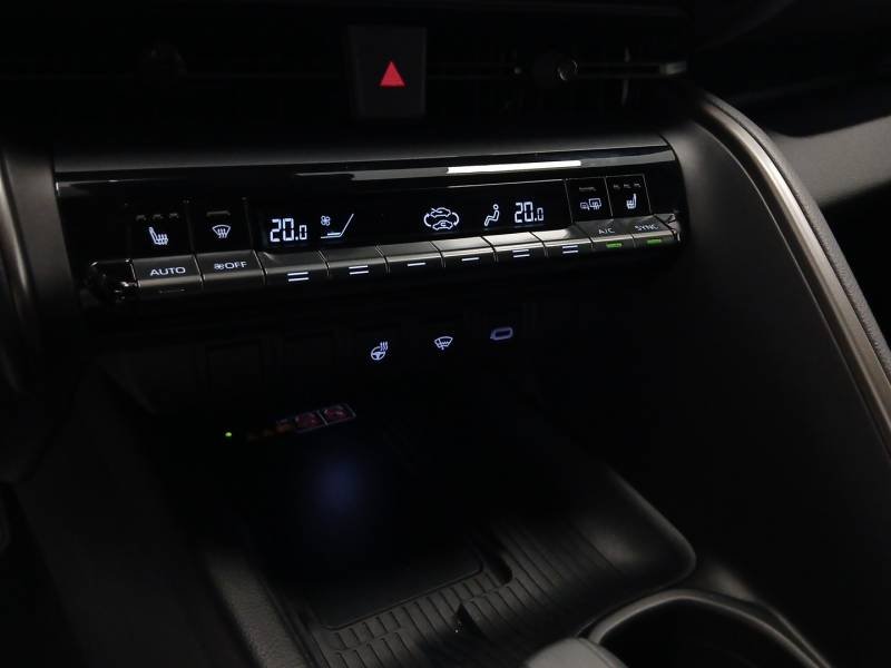 Toyota C-HR - Photo 21