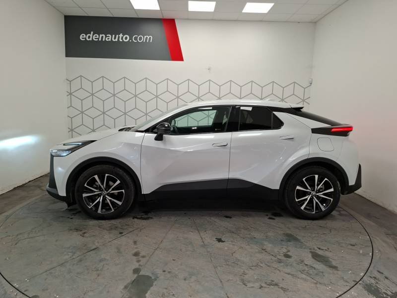 Toyota C-HR - Photo 2
