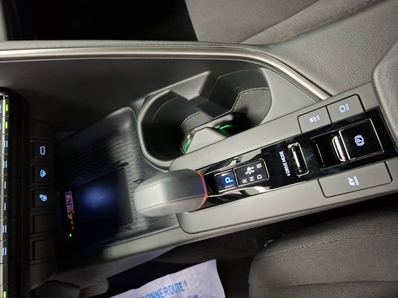 Toyota C-HR - Photo 28