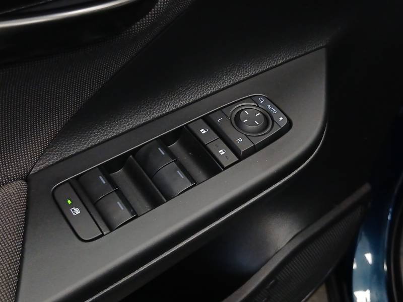 Toyota C-HR - Photo 14