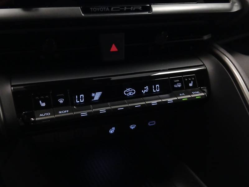 Toyota C-HR - Photo 21