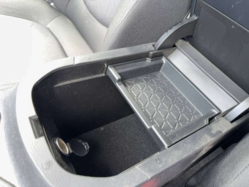 Toyota RAV4 - Photo 25