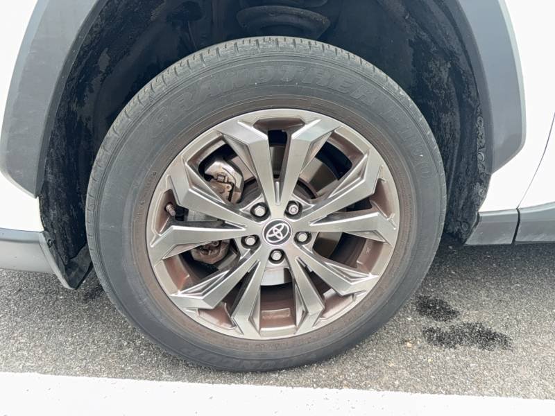 Toyota RAV4 - Photo 9