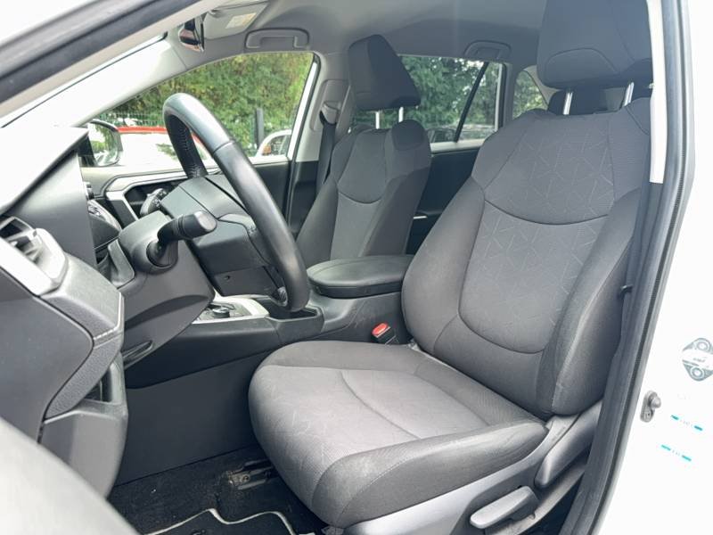 Toyota RAV4 - Photo 10