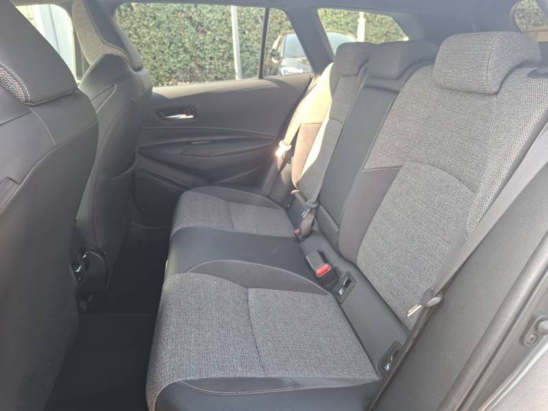 Toyota Corolla - Photo 13