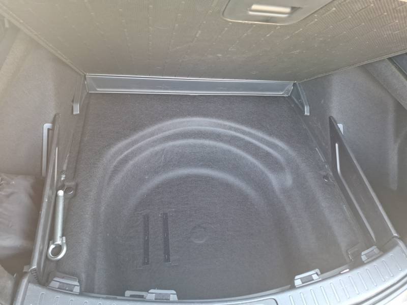 Toyota Corolla - Photo 15