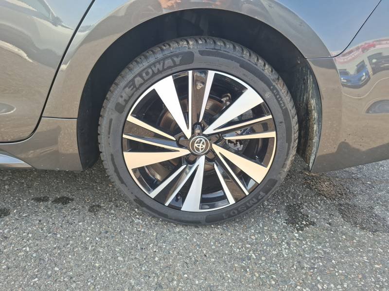 Toyota Corolla - Photo 9