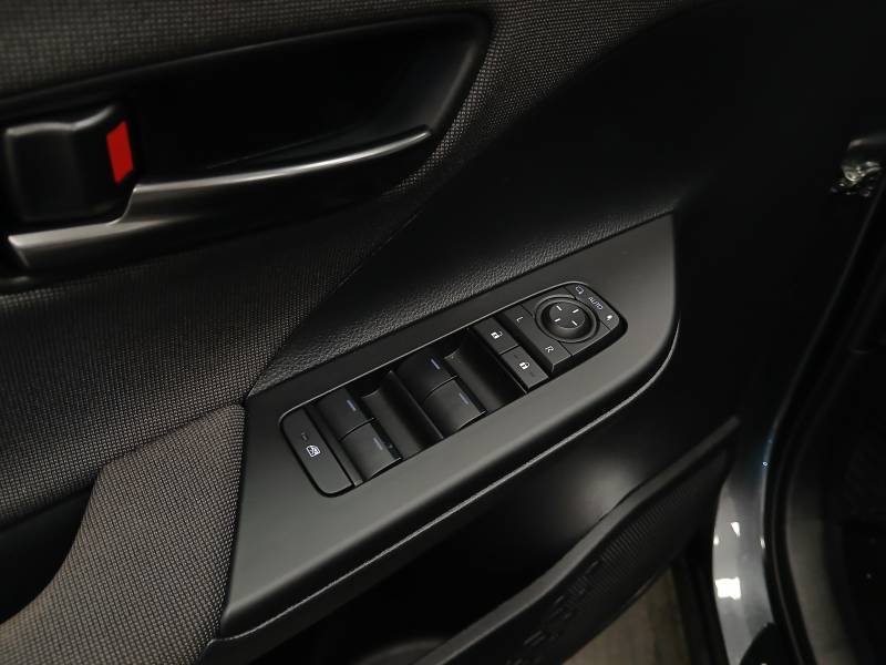Toyota C-HR - Photo 16