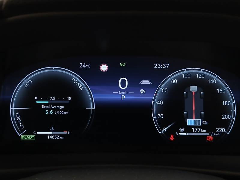 Toyota C-HR - Photo 21