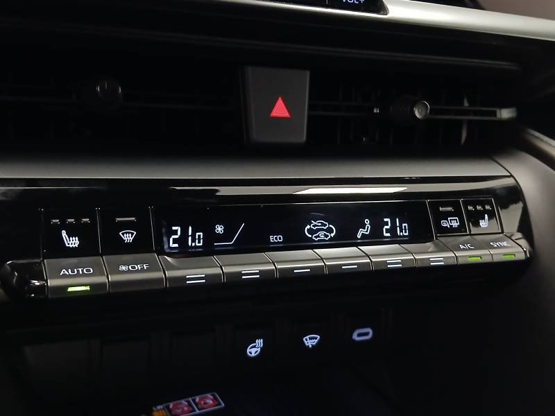 Toyota C-HR - Photo 24