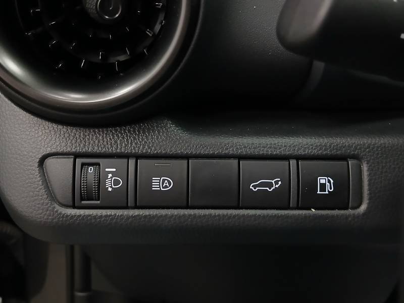 Toyota C-HR - Photo 27
