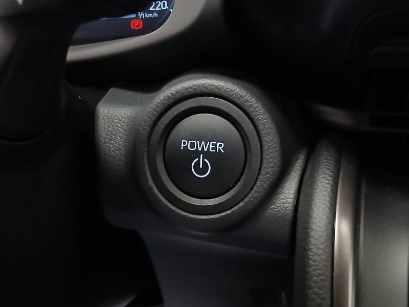 Toyota C-HR - Photo 28