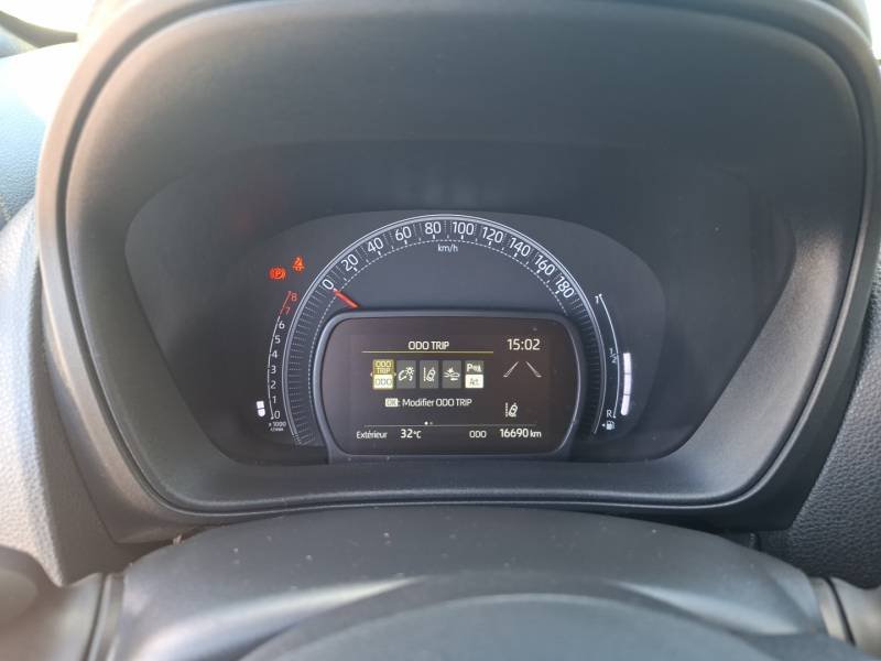 Toyota aygo x - Photo 16