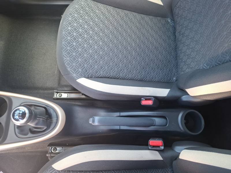 Toyota aygo x - Photo 18