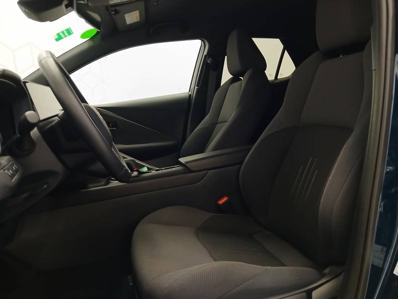 Toyota C-HR - Photo 17