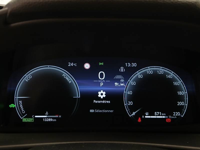 Toyota C-HR - Photo 26