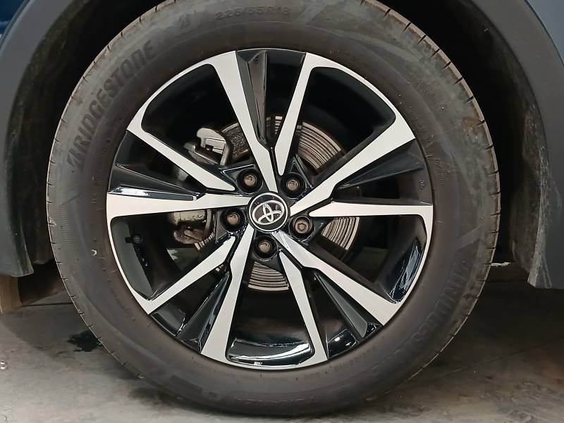 Toyota C-HR - Photo 9