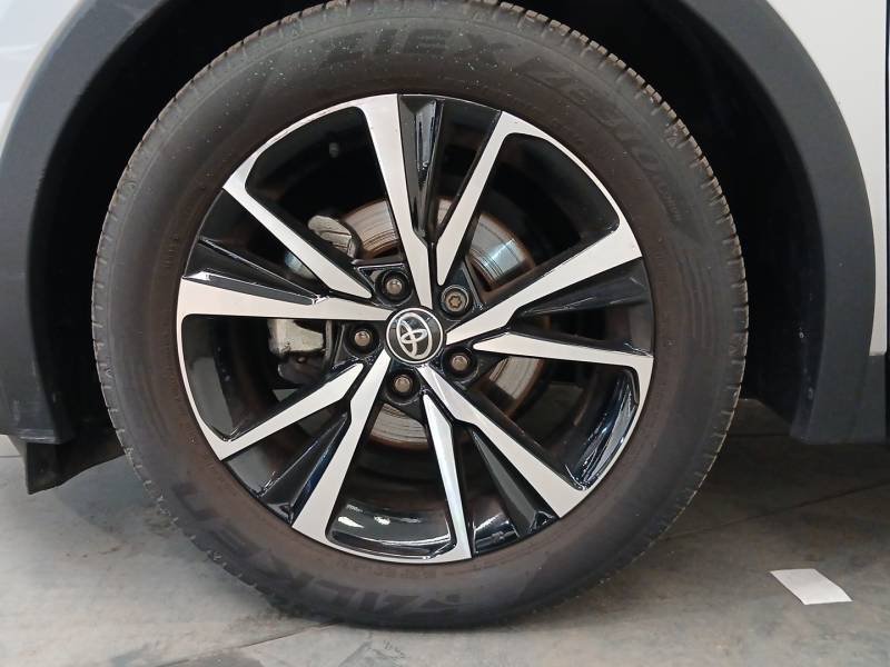 Toyota C-HR - Photo 9