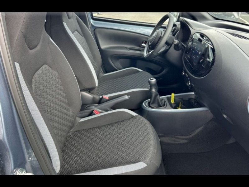 Toyota aygo x - Photo 10