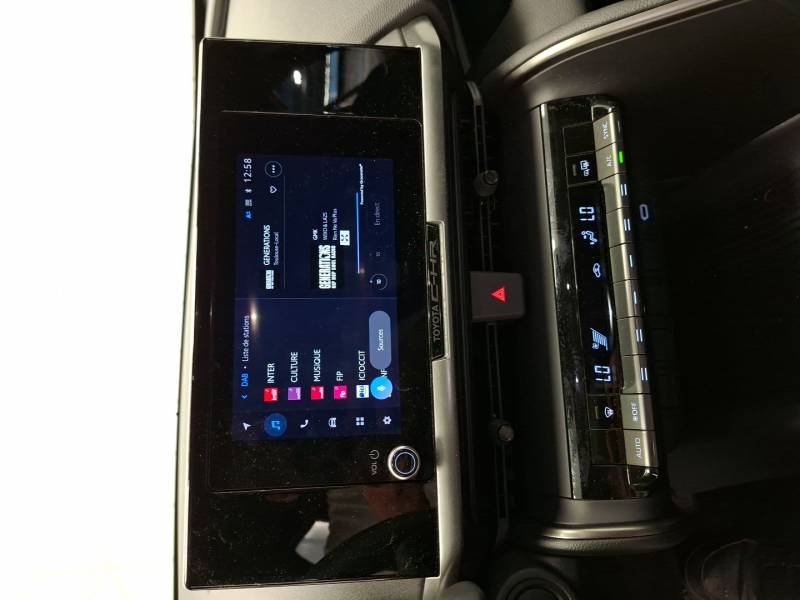 Toyota C-HR - Photo 26
