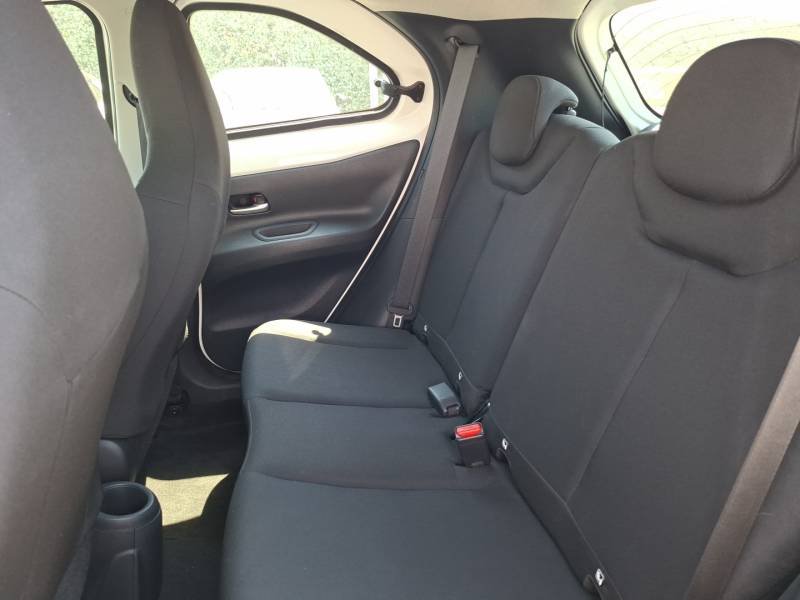 Toyota aygo x - Photo 13