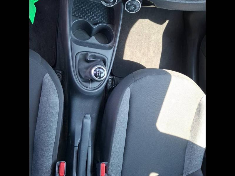 Toyota aygo x - Photo 17