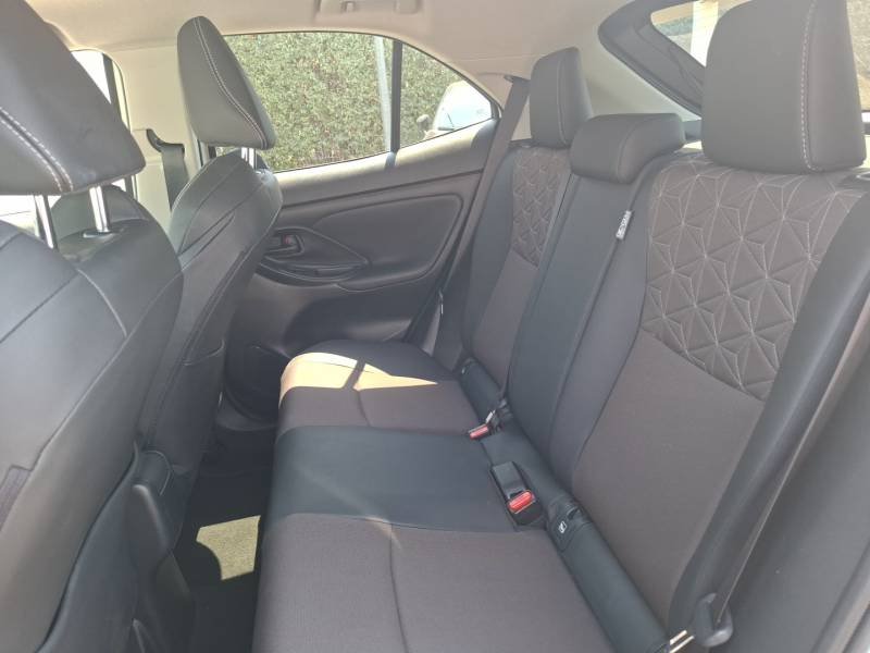 Toyota Yaris - Photo 13
