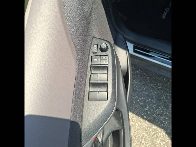 Toyota Yaris - Photo 16