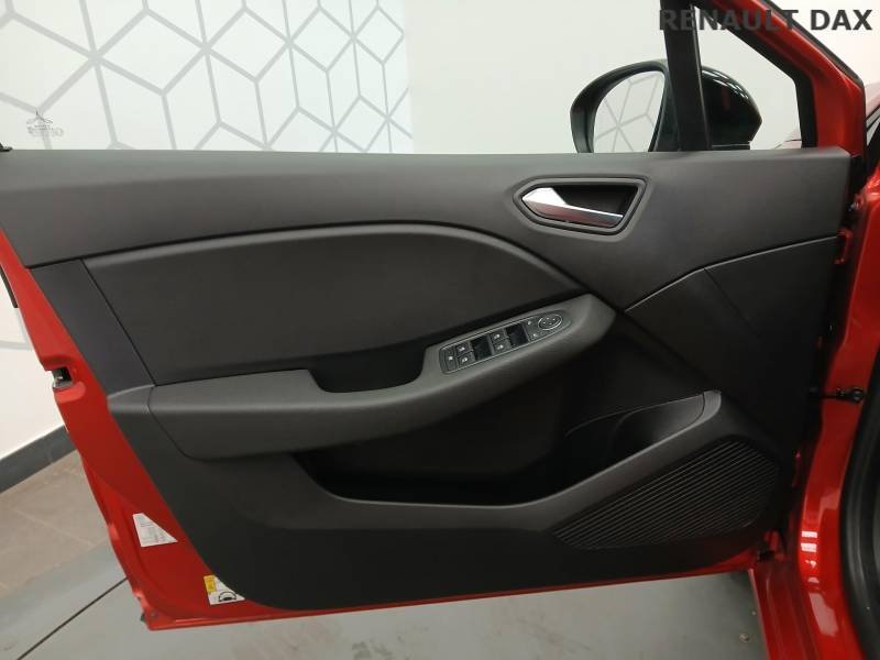 Renault Clio - Photo 23