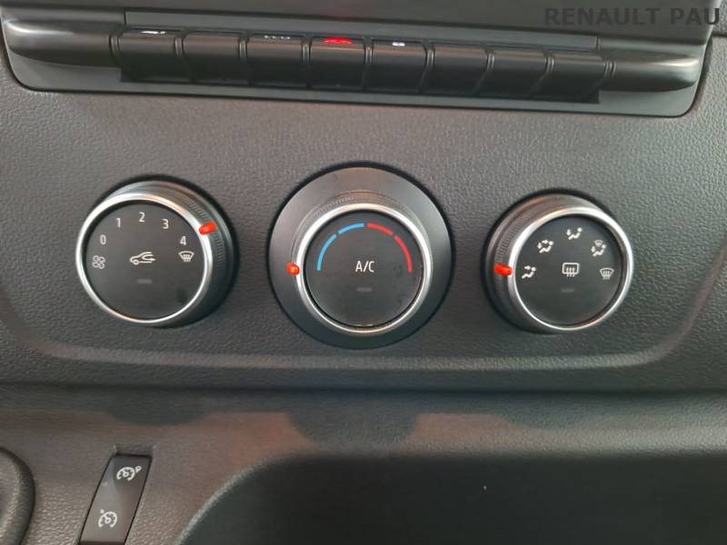 Renault Master - Photo 23