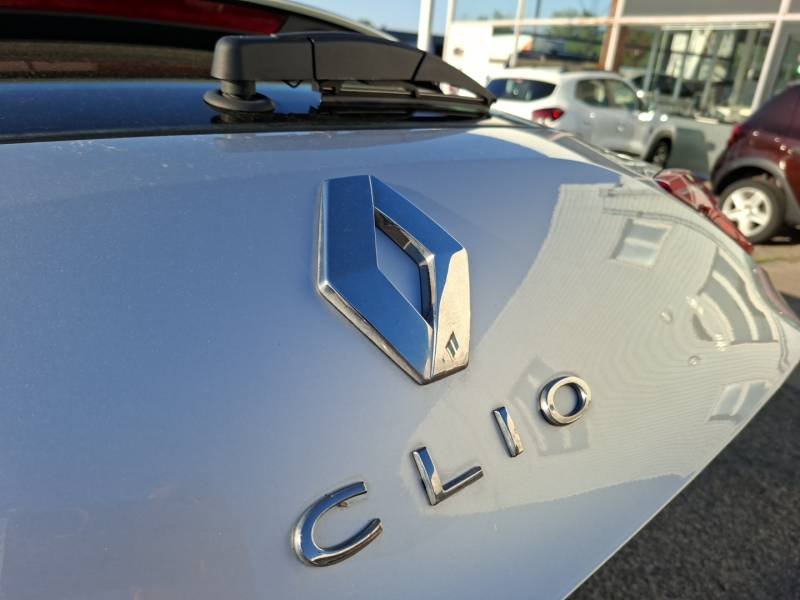 Renault Clio - Photo 17