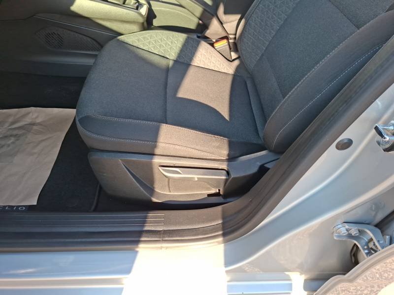 Renault Clio - Photo 26