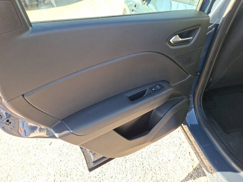 Renault Captur - Photo 24