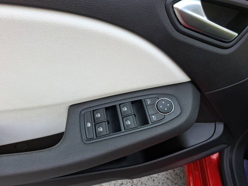 Renault Clio - Photo 24