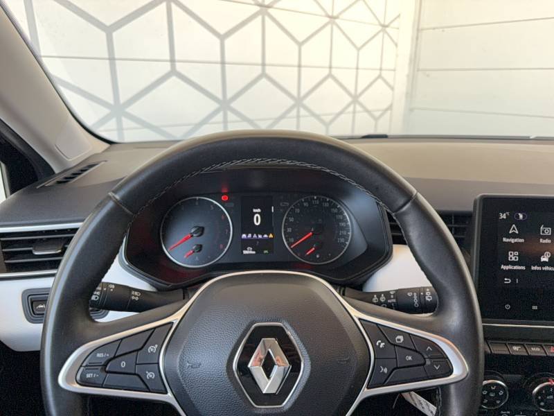 Renault Clio - Photo 24